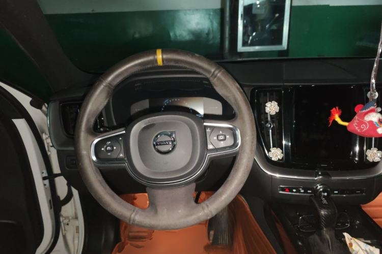 Used Volvo XC60 2021 T5 4x4 Zhiyi Sport Edition Steering Wheel