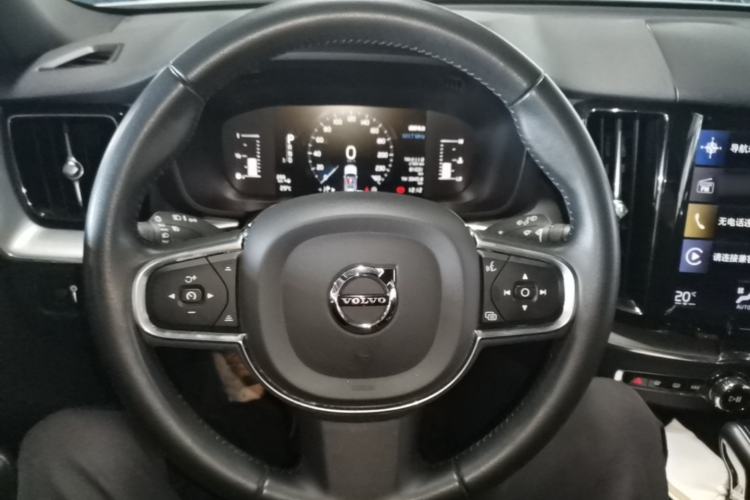 Used Volvo XC60 2021 T5 4x4 Zhiyi Sport Edition Steering Wheel