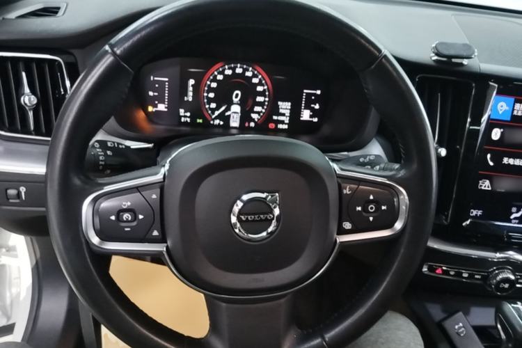 Used Volvo XC60 2021 T5 4x4 Zhiyi Sport Edition Steering Wheel