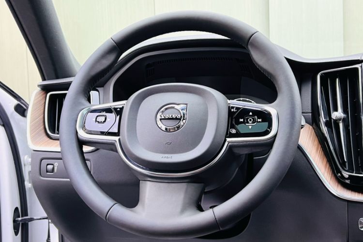 Used Volvo XC60 2021 T5 4x4 Zhiya Luxury Edition Steering Wheel