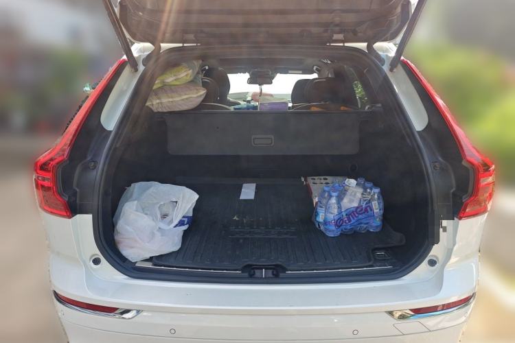 Used Volvo XC60 2021 T5 4x4 Smart Luxury Edition Trunk
