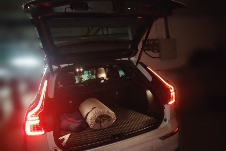 Used Volvo XC60 2021 T5 4x4 Smart Luxury Edition Trunk