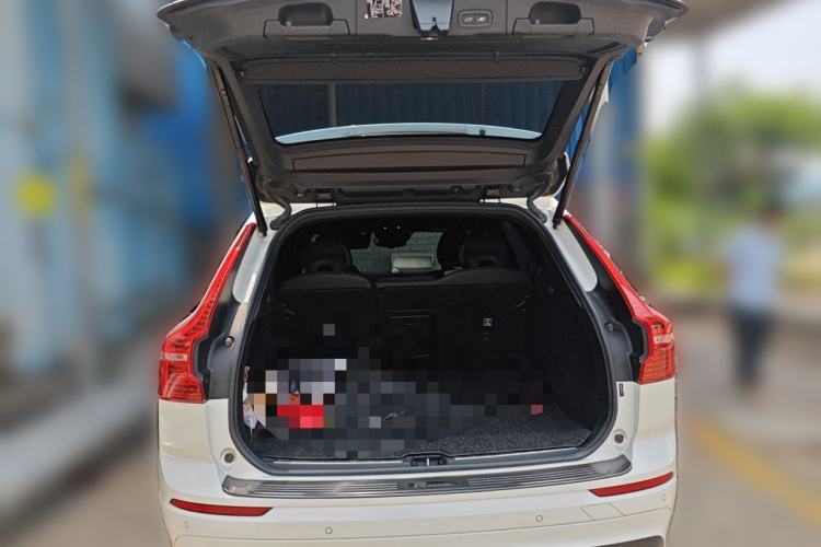 Used Volvo XC60 2021 T5 4x4 Smart & Advanced Sport Edition Trunk