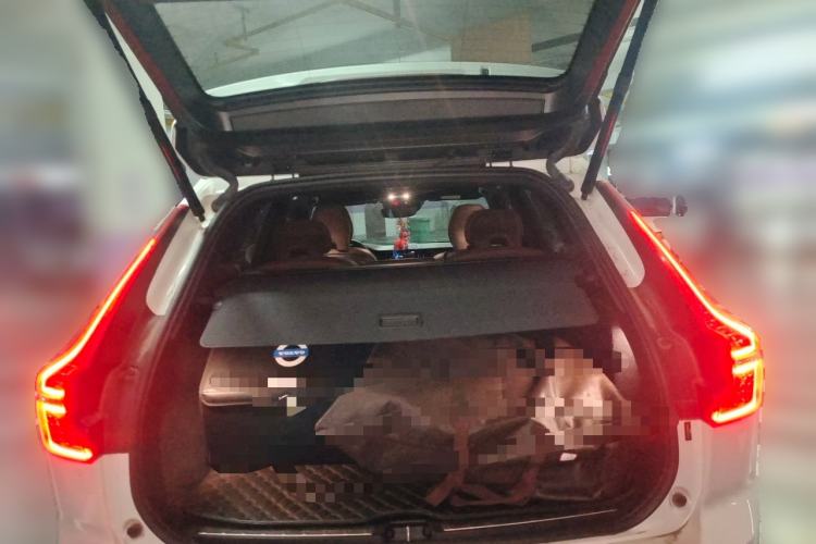 Used Volvo XC60 2021 T5 4x4 Smart Luxury Edition Trunk