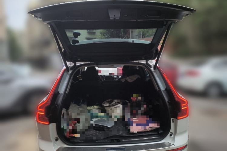 Used Volvo XC60 2021 T5 4x4 Smart Luxury Edition Trunk