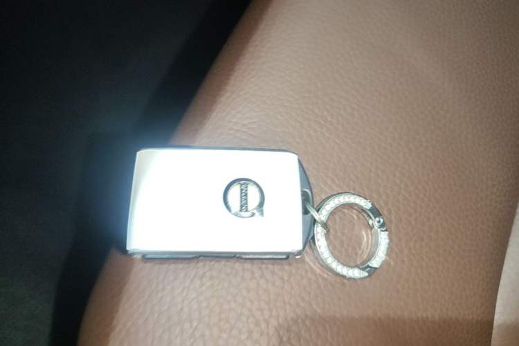 Used Volvo XC60 2021 T5 4x4 Smart Luxury Edition Vehicle Key