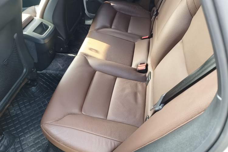 Used Volvo XC60 2021 T5 4x4 Smart Luxury Edition Left Rear Seat