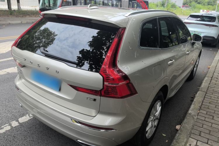 Used Volvo XC60 2021 T5 4x4 Smart Luxury Edition Rear Right 45 Deg