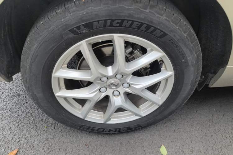 Used Volvo XC60 2021 T5 4x4 Smart Luxury Edition Right Rear Wheel Hub