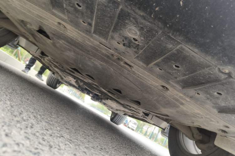 Used Volvo XC60 2022 B5 4x4 Zhiyi Luxury Edition Chassis Front