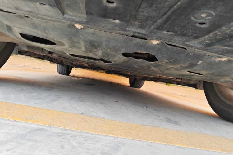 Used Volvo XC60 2022 B5 4x4 Zhiyi Luxury Edition Chassis Front
