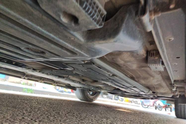 Used Volvo XC60 2022 B5 4x4 Zhiyi Luxury Edition Chassis Rear Right