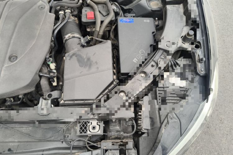 Used Volvo XC60 2022 B5 4x4 Zhiyi Luxury Edition Engine Bay Left