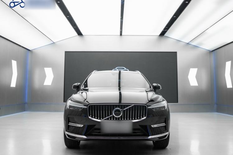 Used Volvo XC60 2022 B5 4x4 Smart Luxury Edition Exterior 1