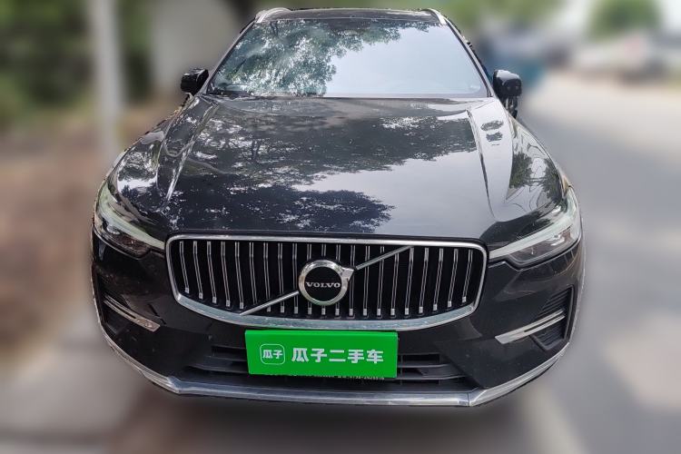 Used Volvo XC60 2022 B5 4x4 Smart Luxury Edition Exterior 1