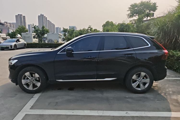 Used Volvo XC60 2022 B5 4x4 Zhiyi Luxury Edition Exterior 2