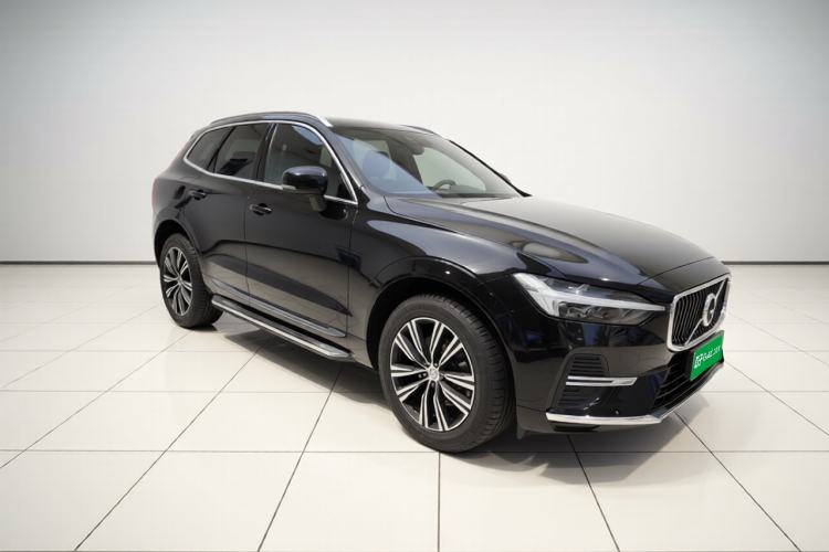 Used Volvo XC60 2022 B5 4x4 Smart Luxury Edition Exterior 2