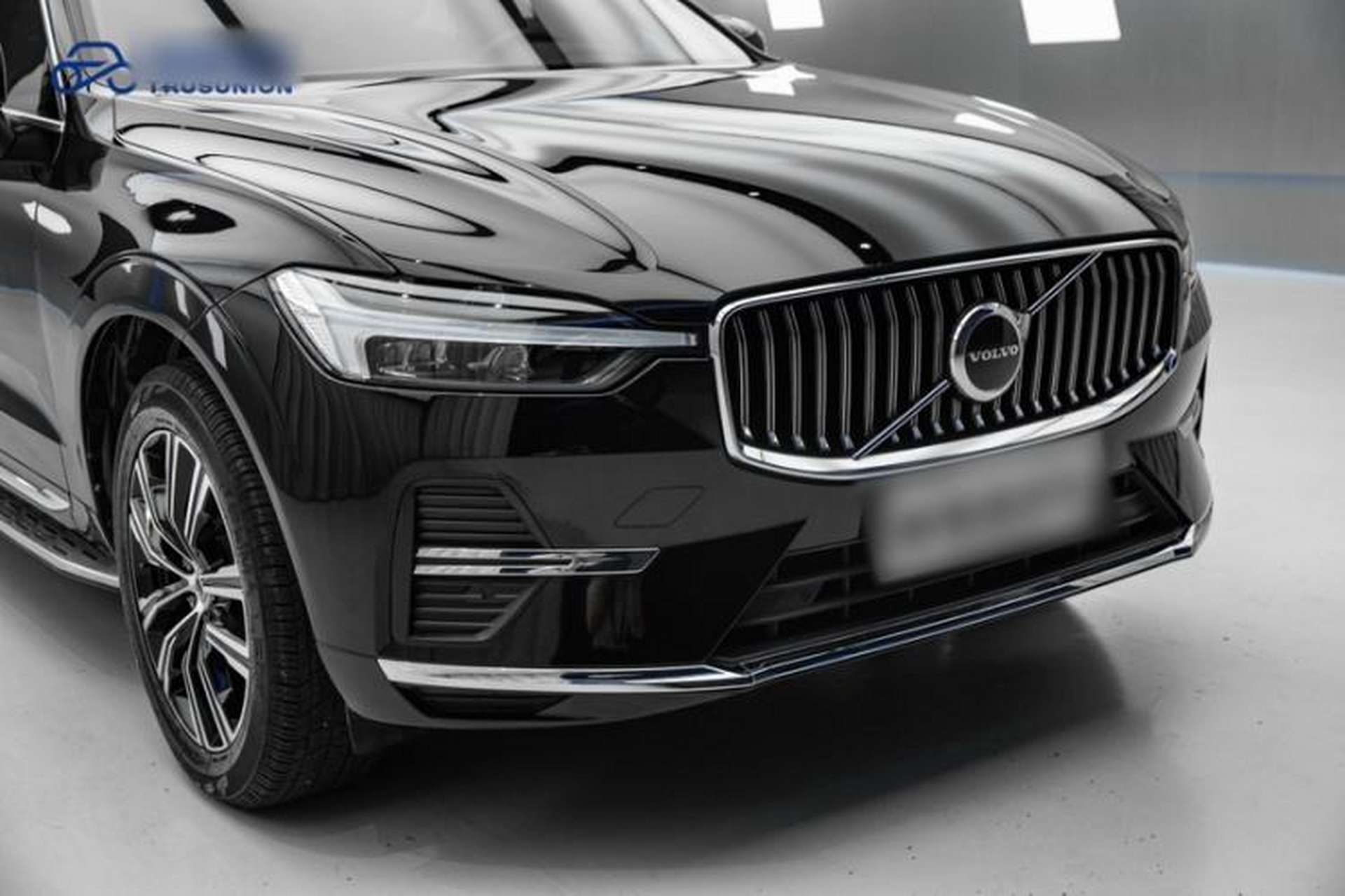 Used Volvo XC60 2022 B5 4x4 Smart Luxury Edition Exterior 3