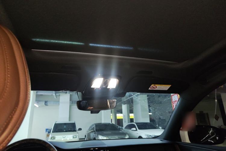 Used Volvo XC60 2022 B5 4x4 Smart Luxury Edition Headliner