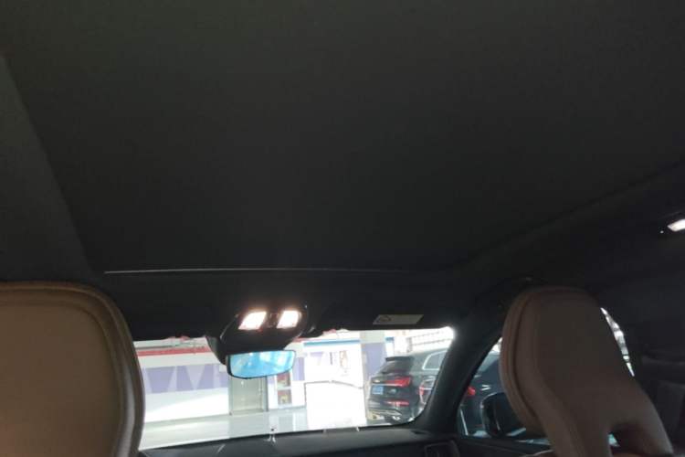Used Volvo XC60 2022 B5 4x4 Smart Luxury Edition Headliner