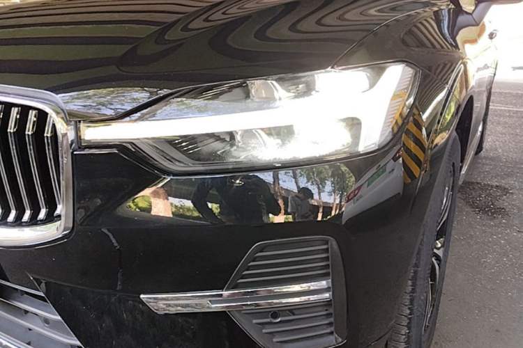 Used Volvo XC60 2022 B5 4x4 Zhiyi Luxury Edition Left Front Headlight