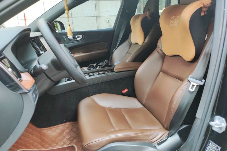 Used Volvo XC60 2022 B5 4x4 Zhiyi Luxury Edition Left Front Seat