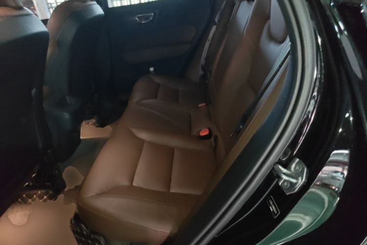 Used Volvo XC60 2022 B5 4x4 Smart Luxury Edition Left Rear Seat