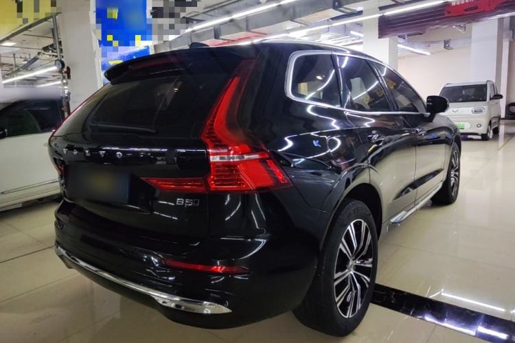 Used Volvo XC60 2022 B5 4x4 Smart Luxury Edition Rear Right 45 Deg