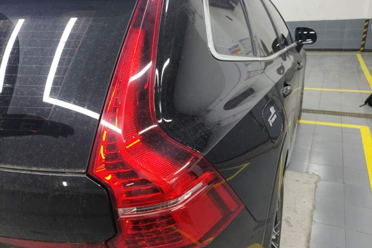 Used Volvo XC60 2022 B5 4x4 Smart Luxury Edition Right Rear Taillight