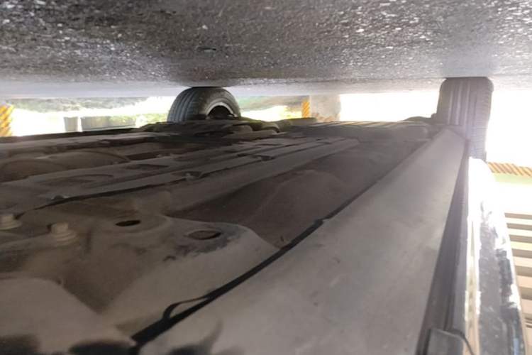 Used Volvo XC60 2022 B5 4x4 Zhiyi Luxury Edition Right Side Sill
