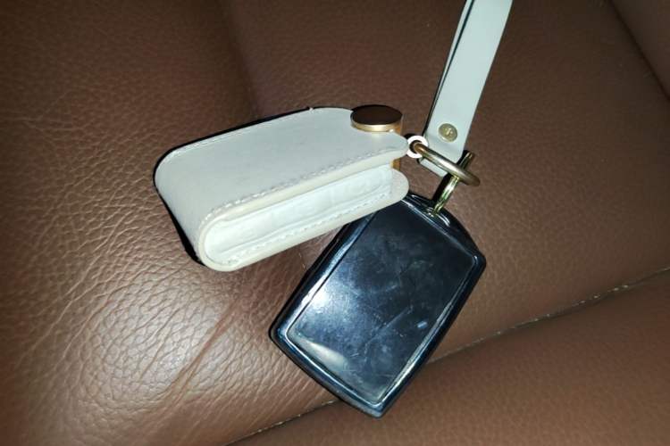 Used Volvo XC60 2022 B5 4x4 Smart Luxury Edition Vehicle Key
