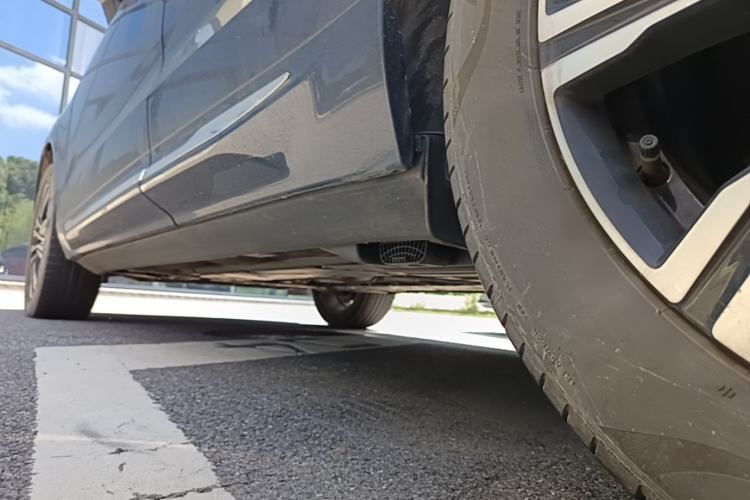 Used Volvo XC60 2022 B5 4x4 Zhiya Luxury Edition Chassis Rear Left