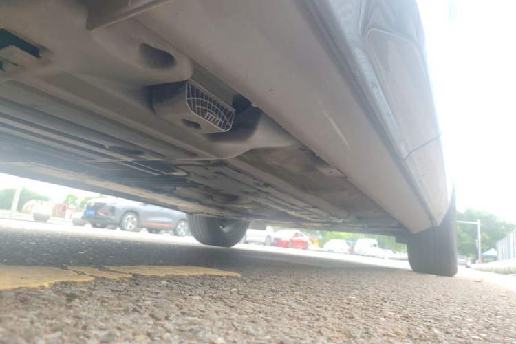 Used Volvo XC60 2022 B5 4x4 Zhiyi Luxury Edition Chassis Rear Right