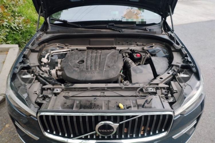 Used Volvo XC60 2022 B5 4x4 Zhiyi Luxury Edition Engine Bay