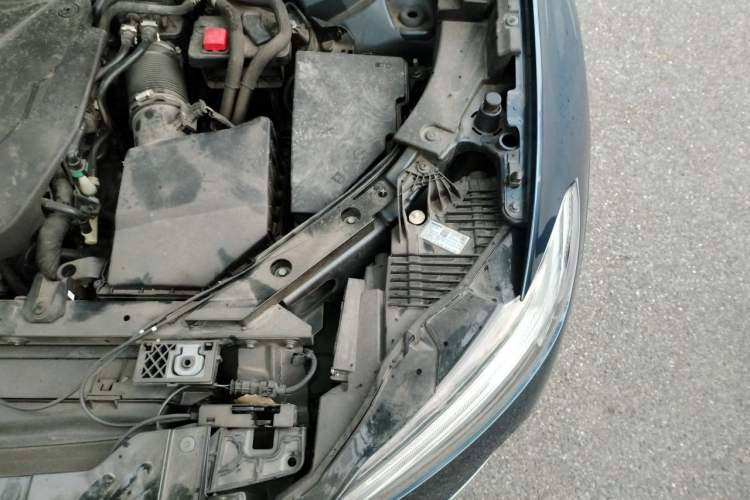 Used Volvo XC60 2022 B5 4x4 Zhiyi Luxury Edition Engine Bay Left