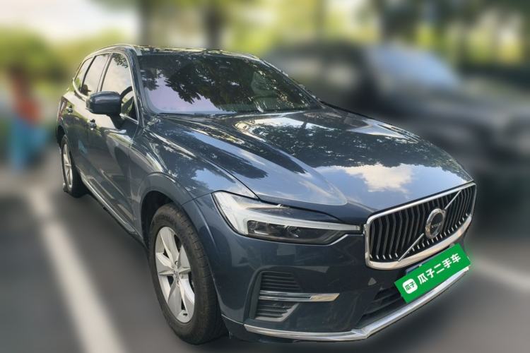 Used Volvo XC60 2022 B5 4x4 Zhiyi Luxury Edition Front Right 45 Deg