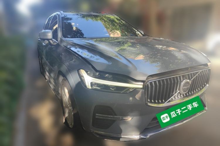 Used Volvo XC60 2022 B5 4x4 Zhiyi Sport Edition Front Right 45 Deg