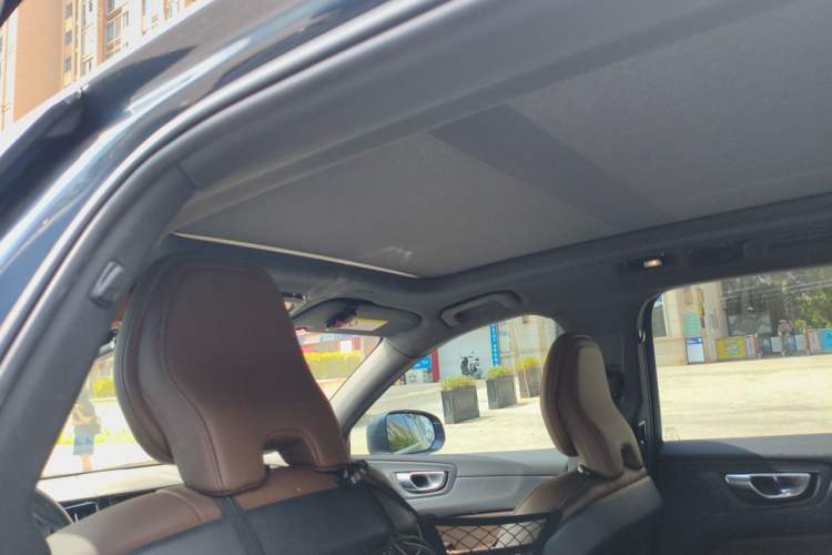 Used Volvo XC60 2022 B5 4x4 Smart & Advanced Sport Edition Headliner