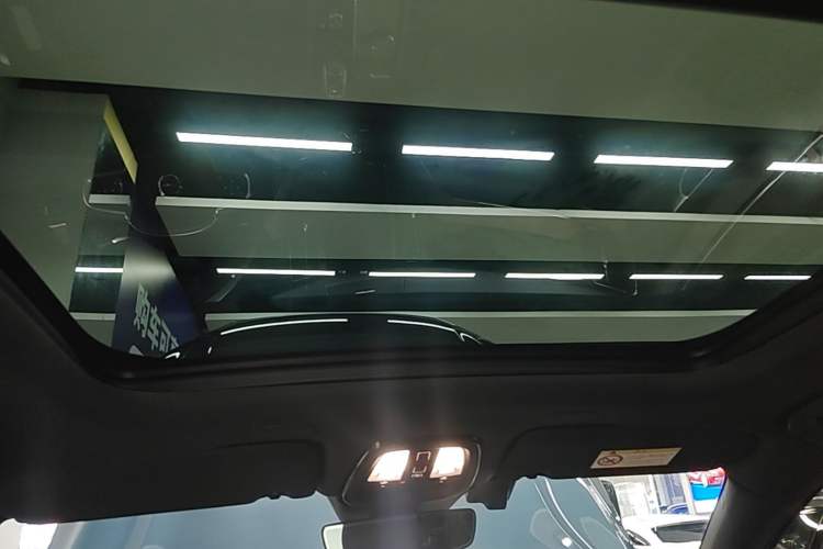 Used Volvo XC60 2022 B5 4x4 Zhiya Luxury Edition Headliner