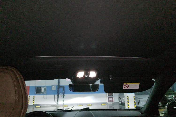 Used Volvo XC60 2022 B5 4x4 Smart Luxury Edition Headliner