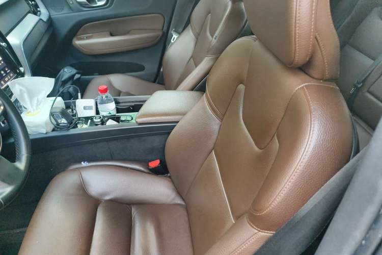 Used Volvo XC60 2022 B5 4x4 Zhiyi Luxury Edition Left Front Seat