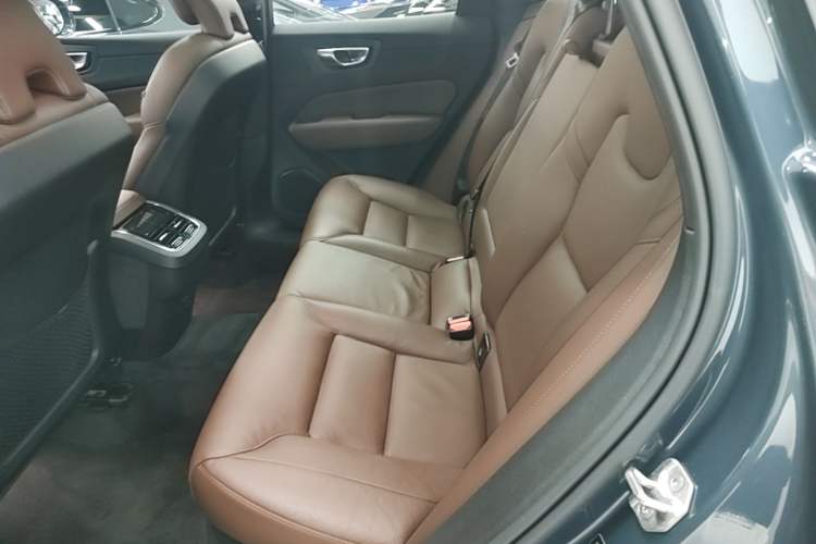 Used Volvo XC60 2022 B5 4x4 Zhiya Luxury Edition Left Rear Seat