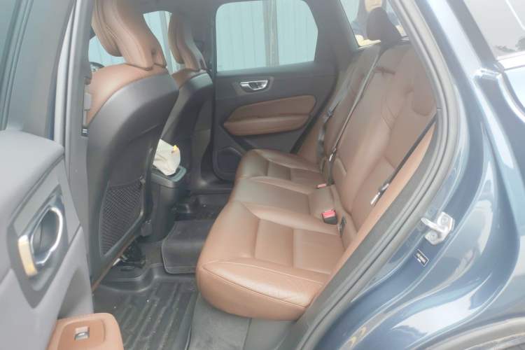 Used Volvo XC60 2022 B5 4x4 Zhiyi Luxury Edition Left Rear Seat