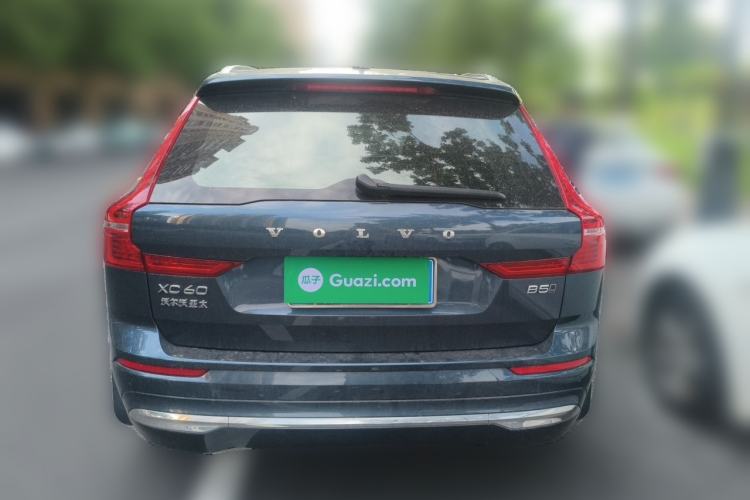 Used Volvo XC60 2022 B5 4x4 Zhiyi Luxury Edition Rear
