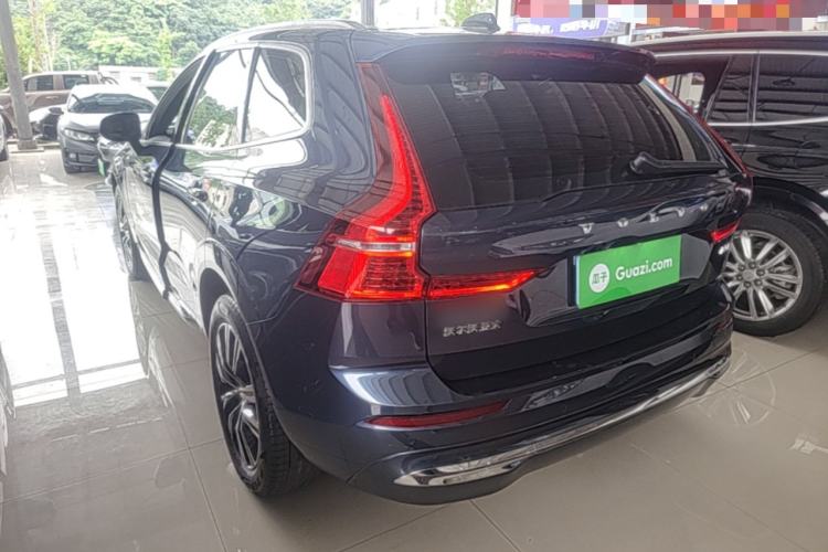 Used Volvo XC60 2022 B5 4x4 Smart Luxury Edition Rear Left 45 Deg
