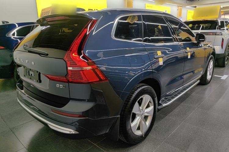 Used Volvo XC60 2022 B5 4x4 Zhiyi Luxury Edition Rear Right 45 Deg