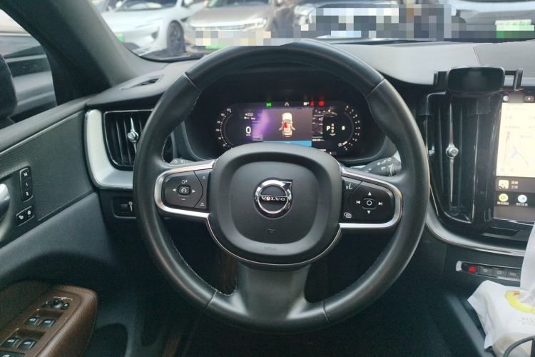 Used Volvo XC60 2022 B5 4x4 Zhiyi Luxury Edition Steering Wheel