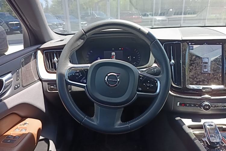 Used Volvo XC60 2022 B5 4x4 Zhiya Luxury Edition Steering Wheel