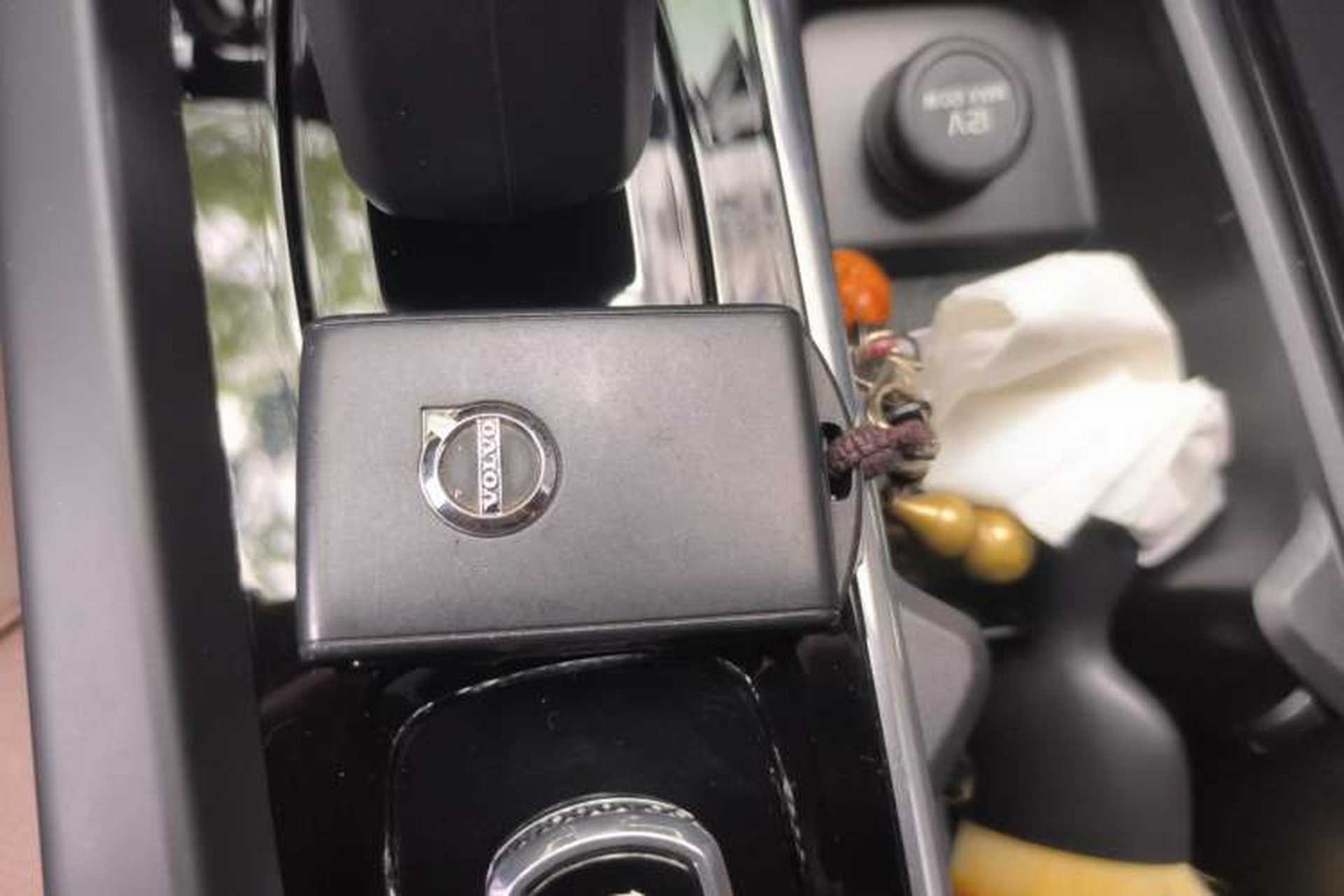 Used Volvo XC60 2022 B5 4x4 Zhiyi Luxury Edition Vehicle Key