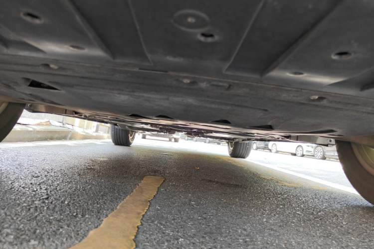 Used Volvo XC60 2022 B5 4x4 Zhiyi Luxury Edition Chassis Front